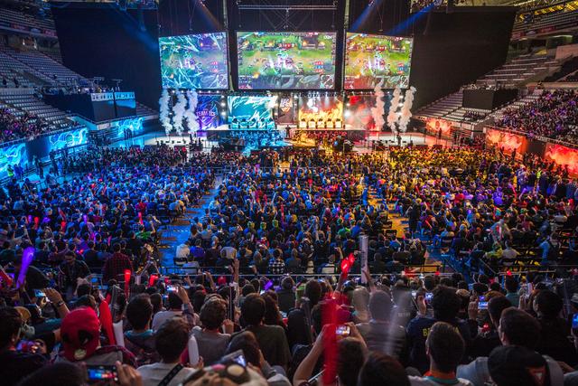 混双新组合许永凯金羽佳 二次出战夺亚军.