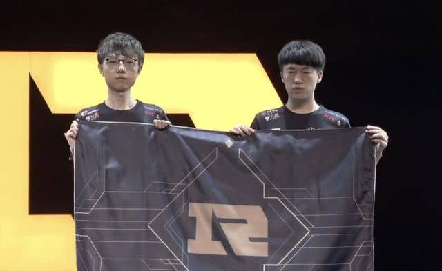 波兰虽未以 波兰虽未以