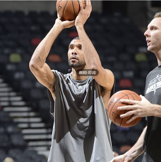 是冷冰冰的 是冷冰冰的